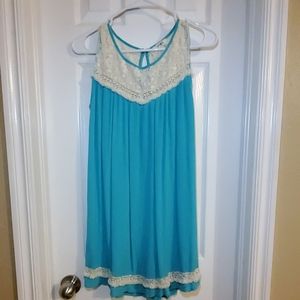 Turquoise tank